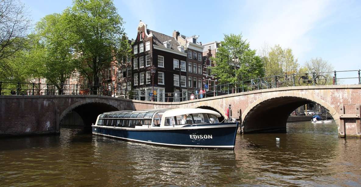 Amsterdam: 75 Minute City Canal Cruise with Audio Guide - The cruise route: from Prinsengracht to Magere Brug and back toward Centraal