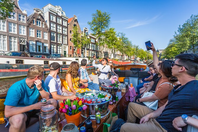 Amsterdam All-Inclusive 90-Minutes Heated Cruise by Captain Jack - Picking the right dock: Central Station or Rijksmuseum