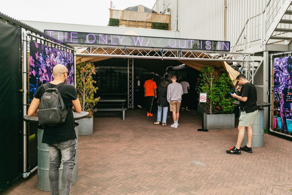 Amsterdam: AMAZE Immersive Audiovisual Experience Ticket - The staff vibe: why the welcome and guidance matter