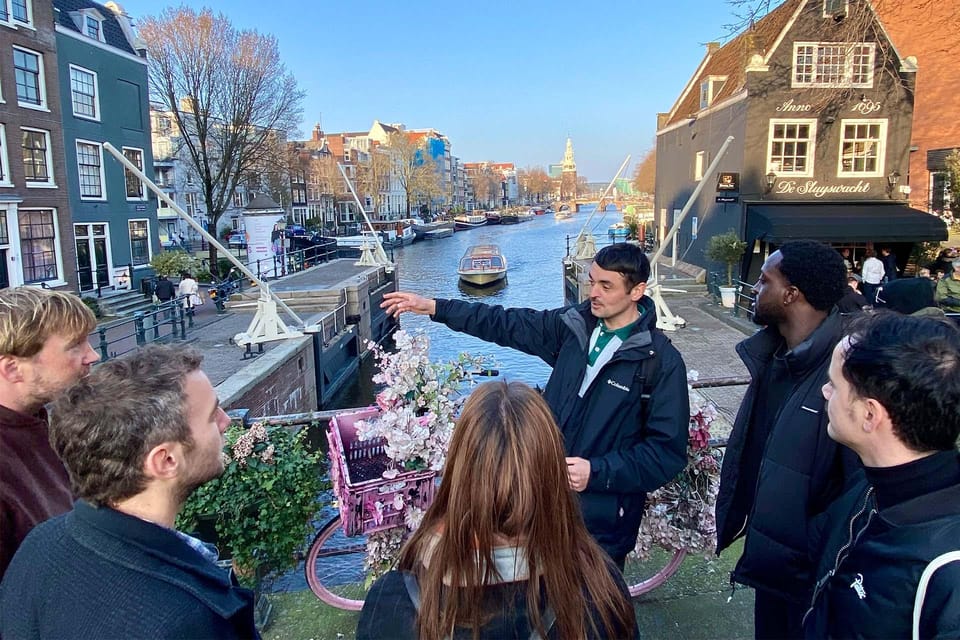 Amsterdam: Anne Frank Guided Small Group Walking Tour - Guides you might meet: what the best storytelling feels like