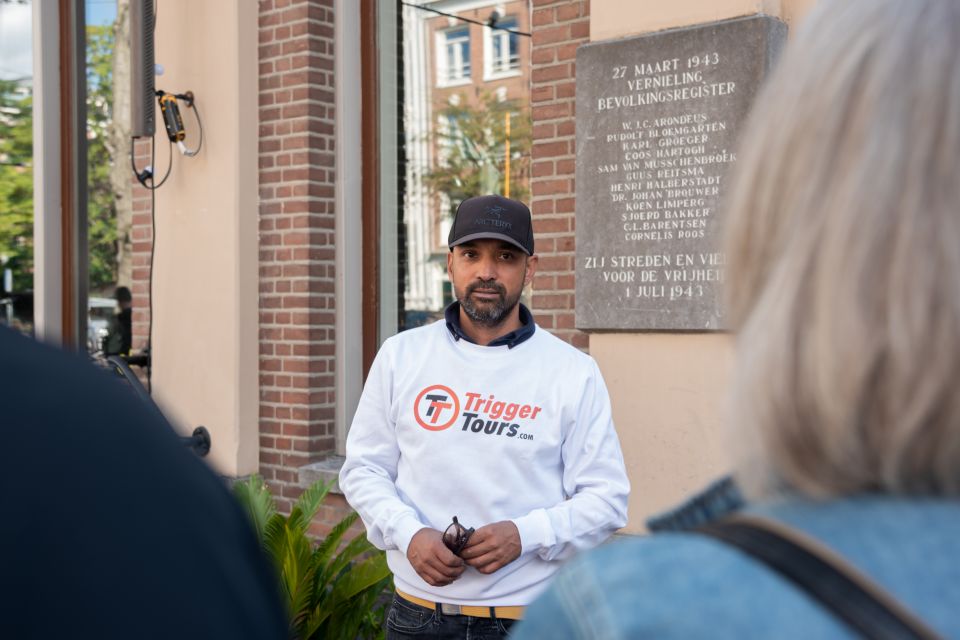 Amsterdam: Anne Frank Walking Tour - Plantage district: why the tour doesn’t end too abruptly