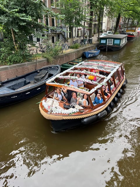 Amsterdam: Boat Tour with Optional Unlimited Drinks - The Value Sweet Spot: $23 for a Short, Fun Canal Break