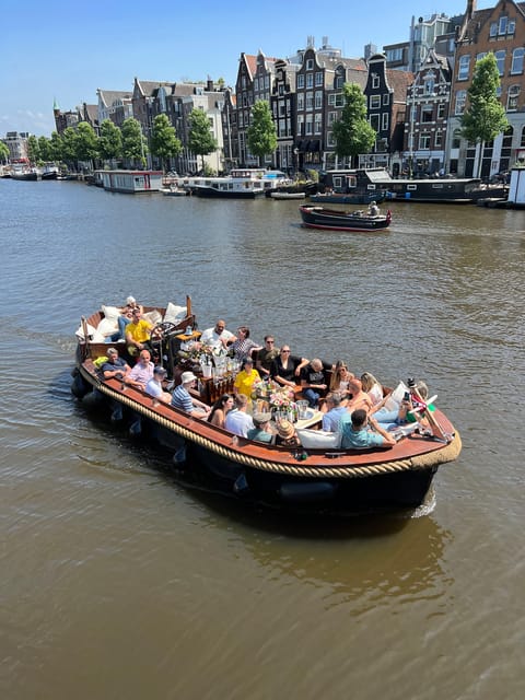 Amsterdam: Boat Tour with Optional Unlimited Drinks - Practical Notes That Affect Your Experience