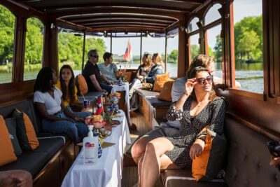 Amsterdam Canal Cruise with Cheese and Wine - The Canal Loop: From Prinsengracht to the Amstel Belt