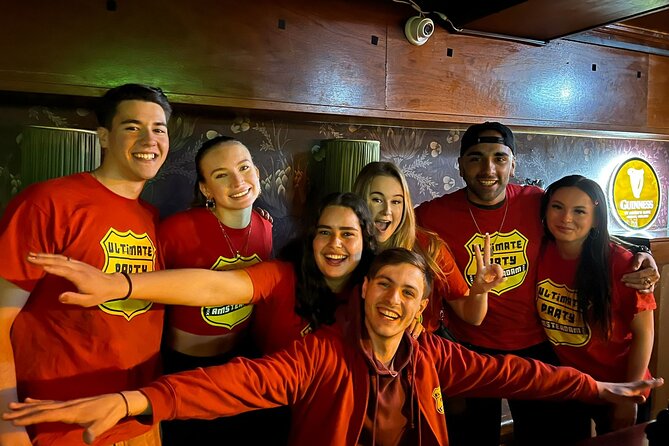 Amsterdam: City Centre Bar Crawl and Nightlife Experience - The host energy and group games: the difference between okay and great
