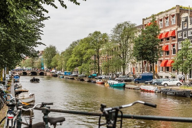 Amsterdam City Highlights and Hidden Gems - Private & Custom Tour - A calmer neighborhood loop: café corners and slower canal life