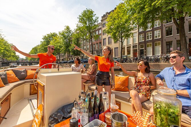 Amsterdam Classic Saloon Boat Canal Cruise with Live Guide - Cruising the Amstel River: why the route feels like a lifeline