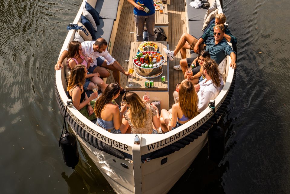 Amsterdam: Cozy Evening Canal Cruise With Open Bar Option - The route from the Red Light District area to NEMO Science Museum