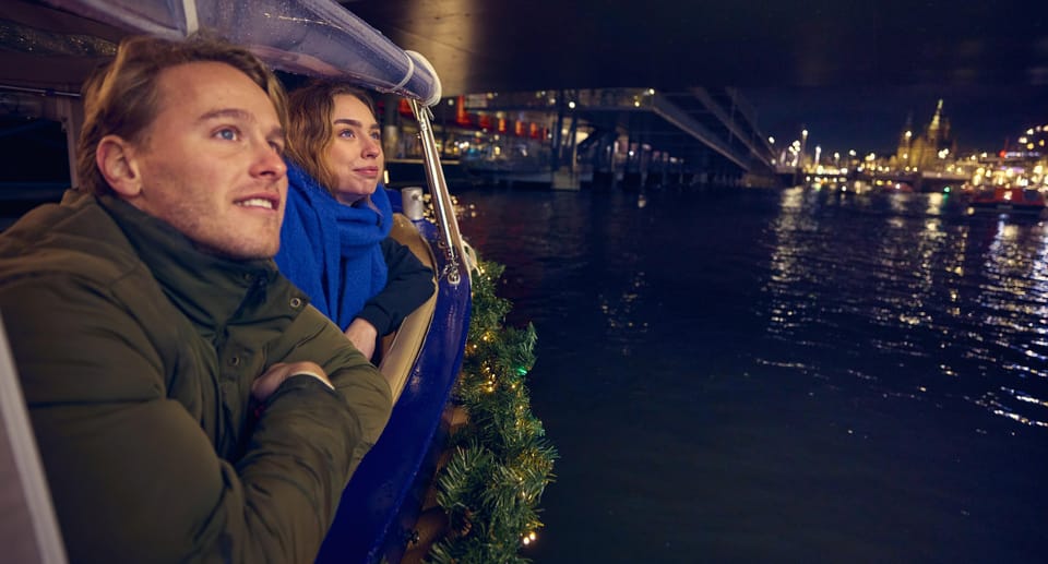 Amsterdam: Cozy Evening Canal Cruise With Open Bar Option - Seven Bridges and the viewpoint break: what to expect in the short stop