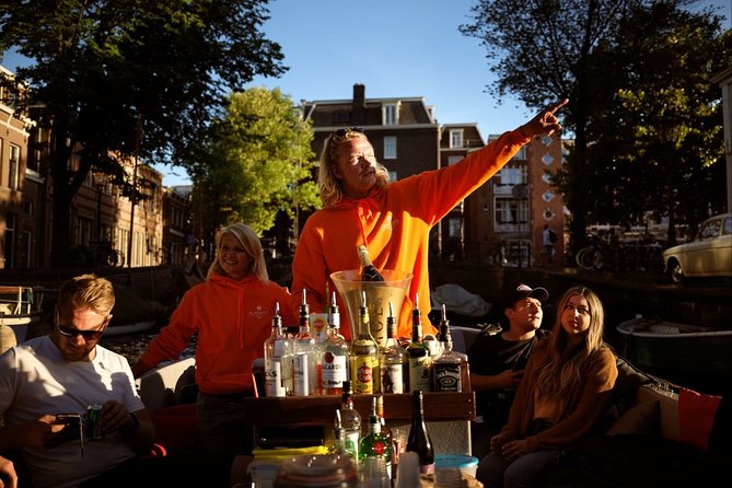 Amsterdam Evening Canal Cruise with Live Guide and Onboard Bar - Anne Frank House: why this stop hits emotionally, even from the water