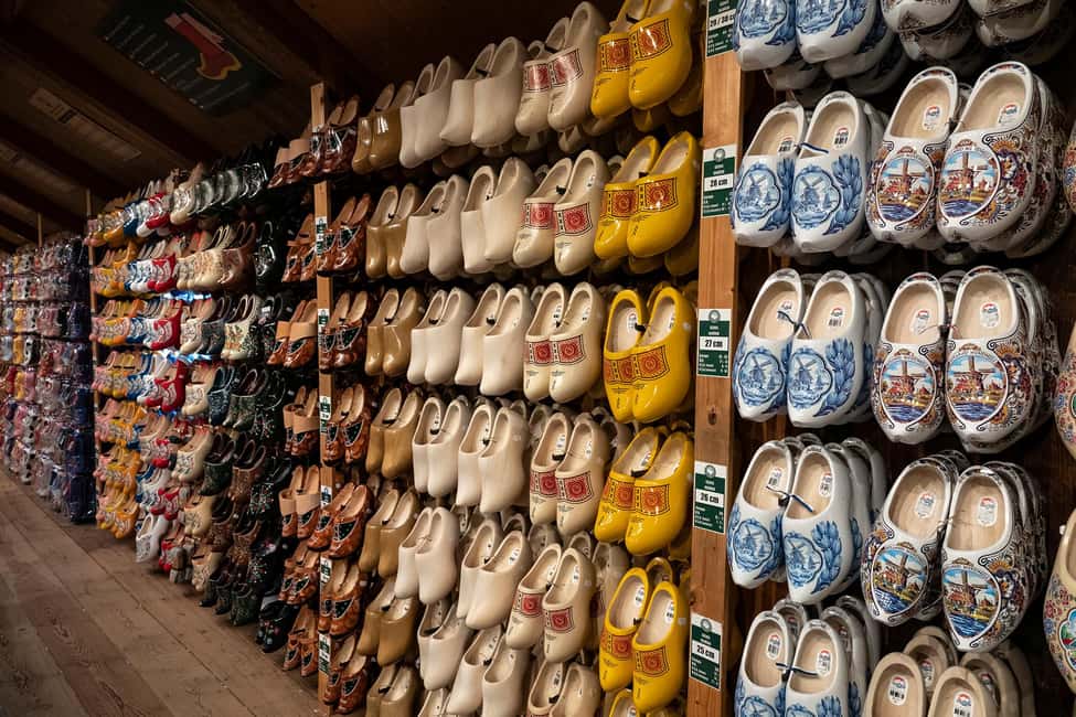 Amsterdam: Explore Zaanse Schans: Half-Day Luxury Coach Trip - Key things to know before you go