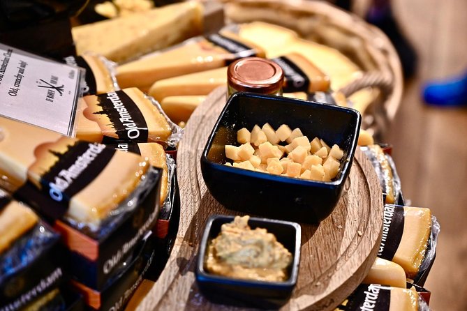 Amsterdam Food Tour of 10+ Local Classic Tastings in Jordaan Area - Stamppot and bitterballen: the hearty middle of the tour