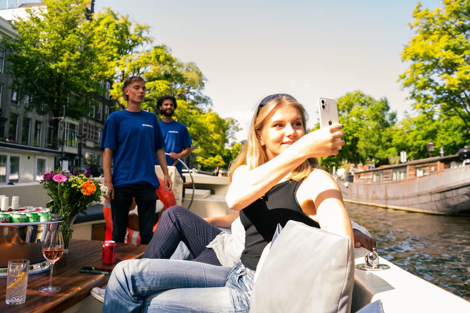 Amsterdam: German Guided Canal Cruise with on Board Bar - Dancing Houses and the Early Church Lineup Along the Amstel