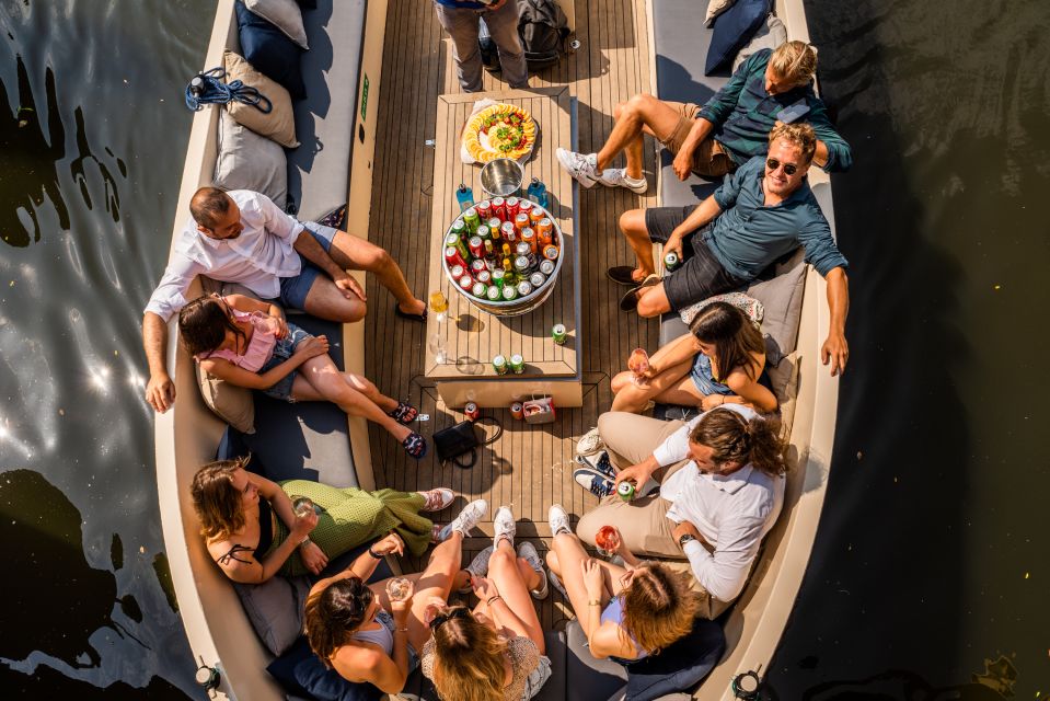Amsterdam: German Guided Canal Cruise with on Board Bar - Prinsengracht and Magere Brug: The Most Request-This-Photo Stretch