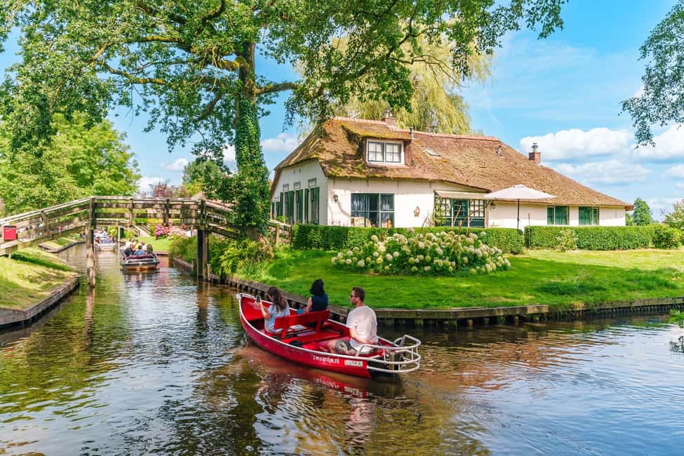 Amsterdam: Giethoorn Day Trip with Boat Tour - Giethoorn’s Car-Free Calm: What Makes It Worth a Full Day