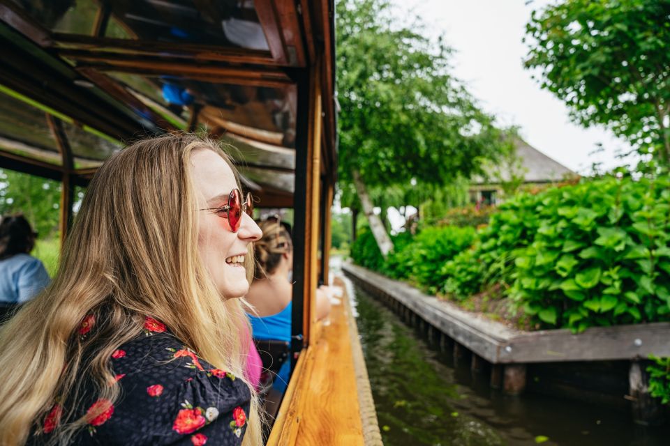 Amsterdam: Giethoorn, Volendam, and Zaanse Schans Tour - Zaanse Schans: windmills, clogs, cheese, and the Dutch craft you can see