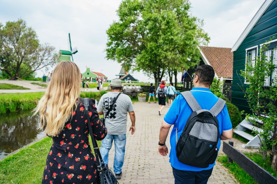 Amsterdam: Giethoorn, Volendam, and Zaanse Schans Tour - Transportation comfort on a long day: coach time is part of the experience