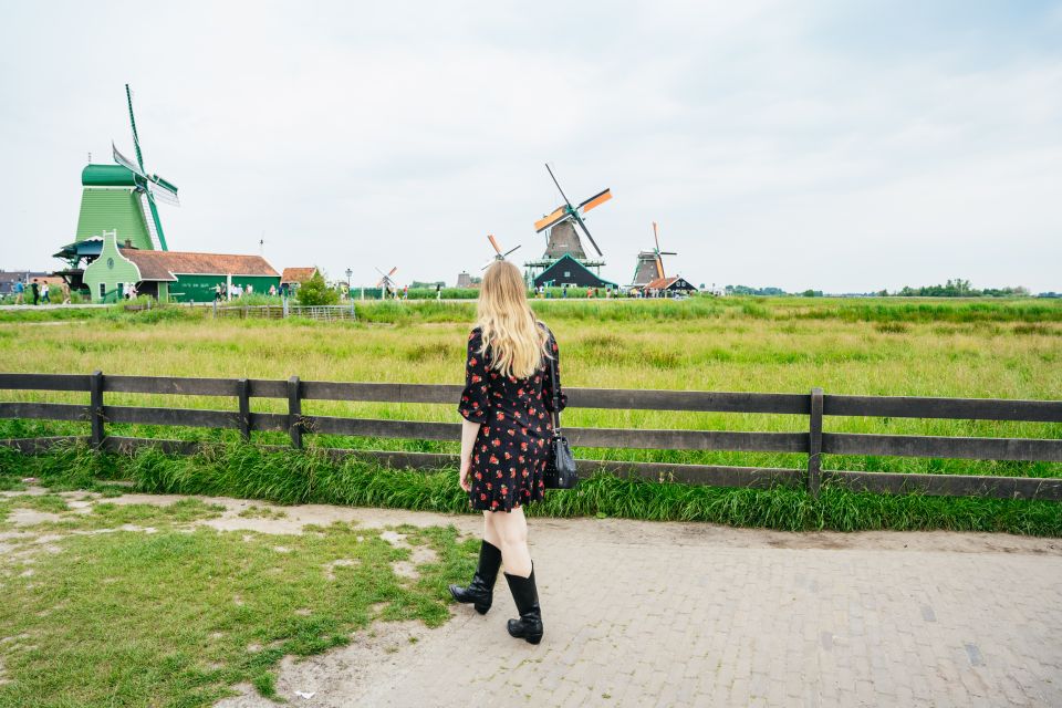 Amsterdam: Giethoorn, Volendam, and Zaanse Schans Tour - Shopping, snacks, and where the free time really helps