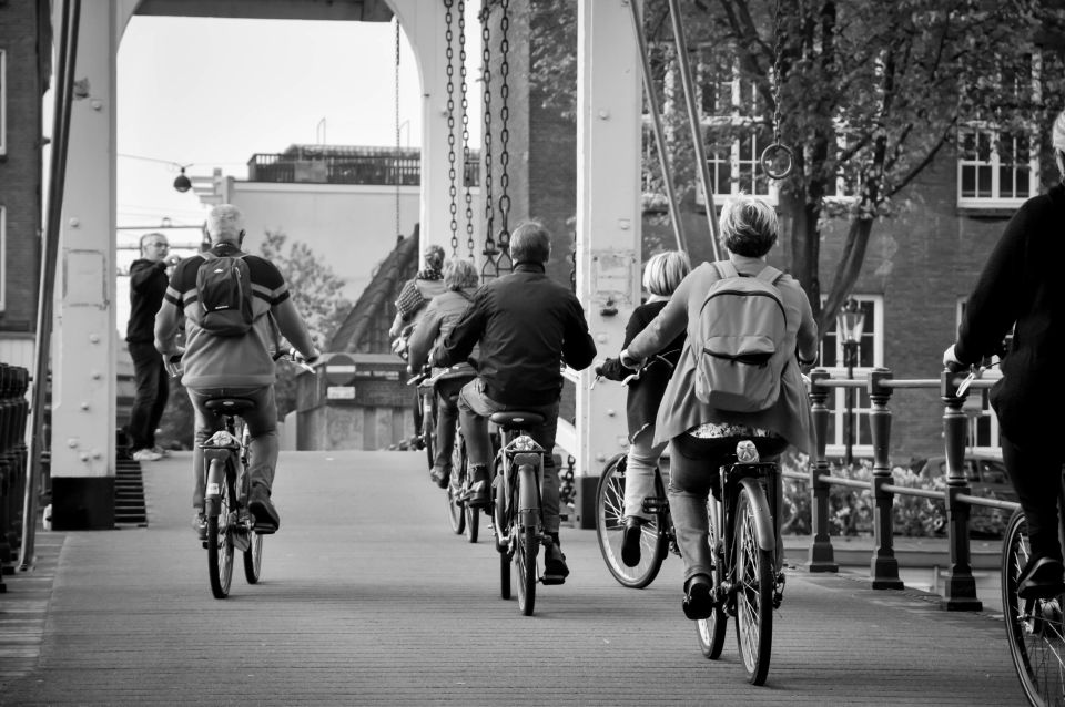 Amsterdam: Guided City Bike Tour in French - Why IJdok 47 Bike Tours Feel More Like Local Time