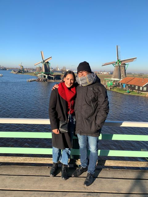 Amsterdam: Guided Zaanse Schans, Windmills & Cheese Tour - Catharina Hoeve Cheese Farm: Tastings That Actually Let You Sample
