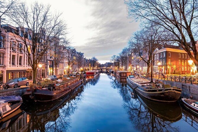 Amsterdam: Haunted History and Ghost Walking Tour - Purgatory of the Waag: science in a haunted spotlight