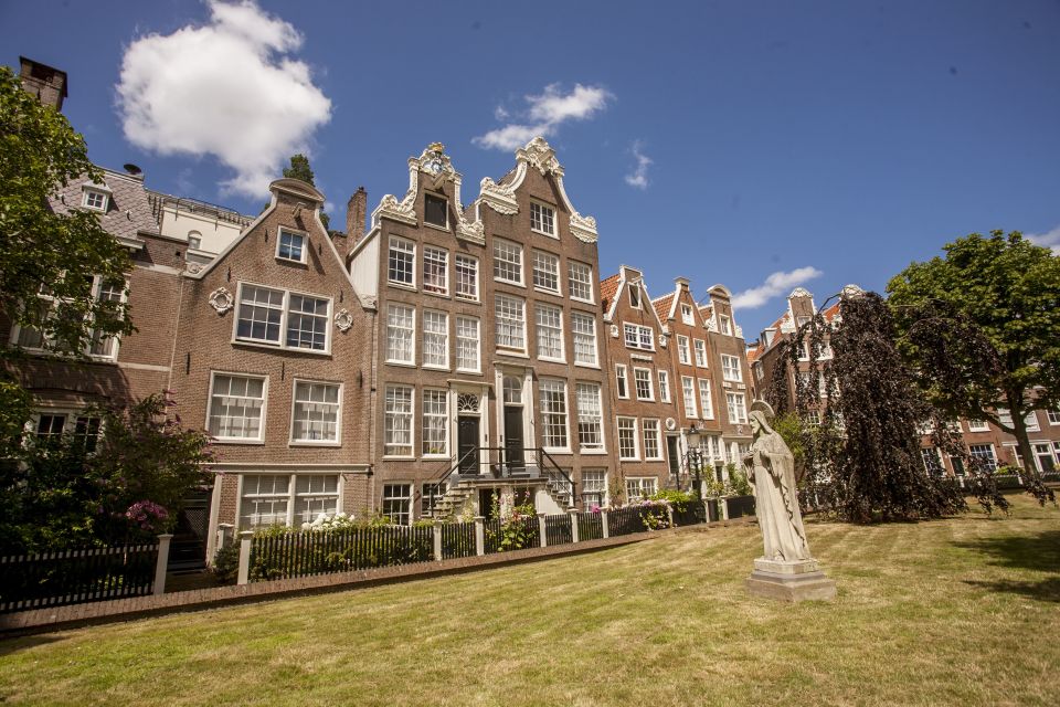 Amsterdam: Hidden Gems & Highlights Guided Bike Tour - Vondelpark by Bike: A Green Reset Mid-Tour
