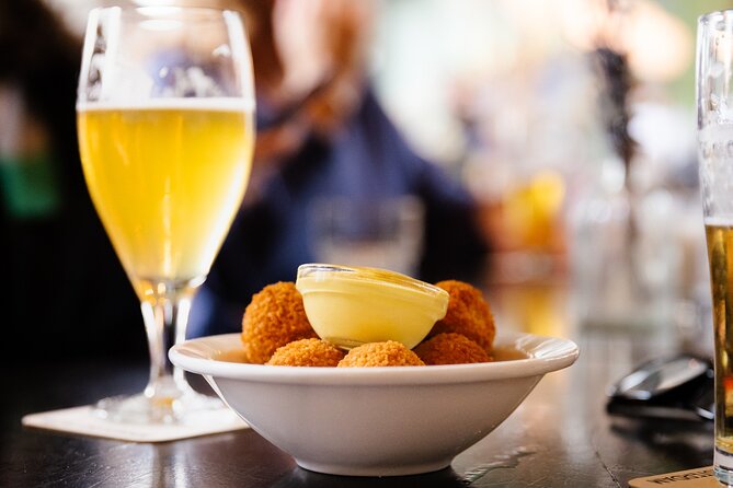 Amsterdam High-End Dutch Food & History Tour - Up to 8 guests - Drinks: Craft Beer and Wine Pairings Without Forcing the Issue
