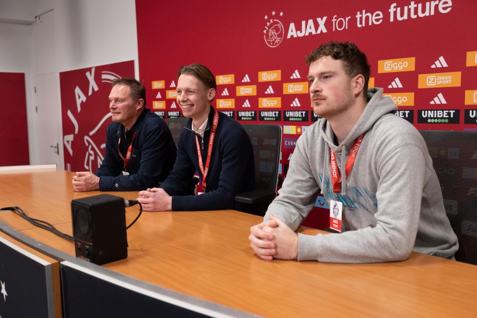 Amsterdam: Johan Cruijff ArenA Tour with Optional Guide - Price vs what you actually get at around $32