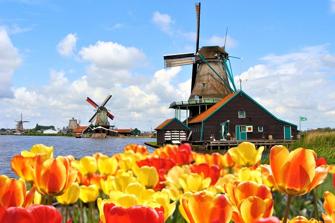 Amsterdam: Keukenhof and Zaanse Schans Windmills Guided Day Trip - Comfort, timing, and the small things that can make or break it