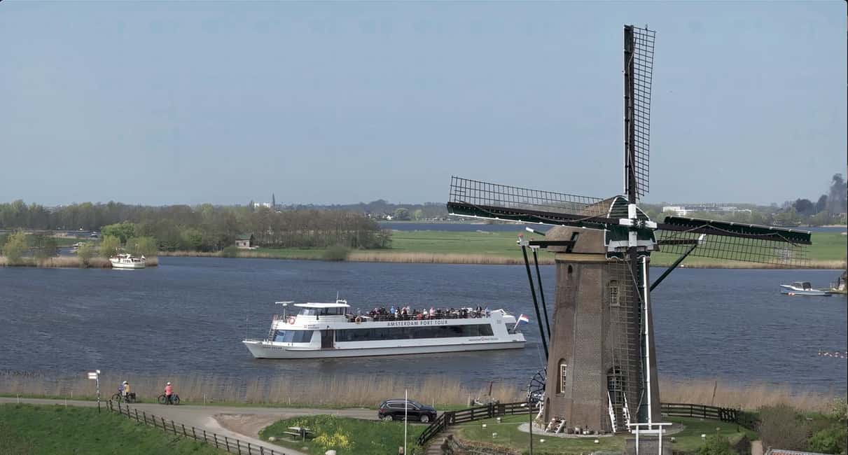 Amsterdam: Keukenhof, Tulip Farm Full-Day Tour with Cruise - From Amsterdam to the tulip farm: what the ride sets up