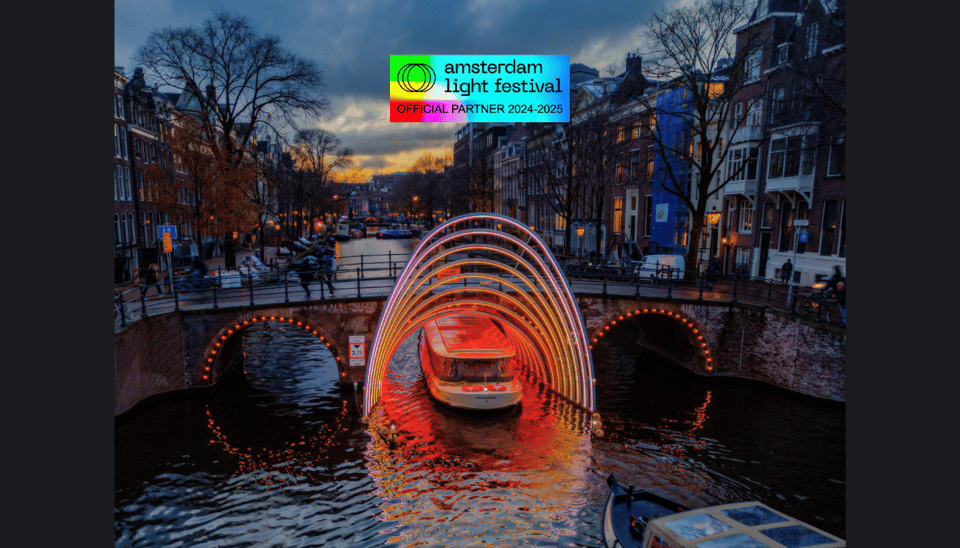 Amsterdam: Light Festival Heated Cruise w/ Drinks & Snacks - The guide experience: what to listen for while the lights roll by