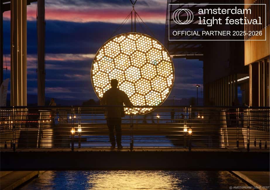 Amsterdam Light Festival Live Commentary & Optional Drinks - Price and value: is $31 worth 1.5 hours of winter lights?