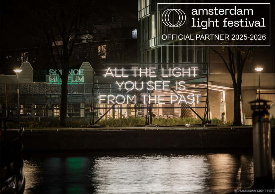 Amsterdam Light Festival Live Commentary & Optional Drinks - Who should book this Amsterdam Light Festival cruise?