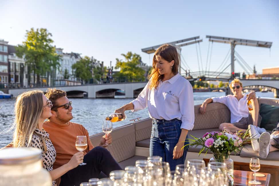 Amsterdam: Luxury Canal Cruise with Optional Snacks & Drinks - The 1–2 hour timing that gives you enough story