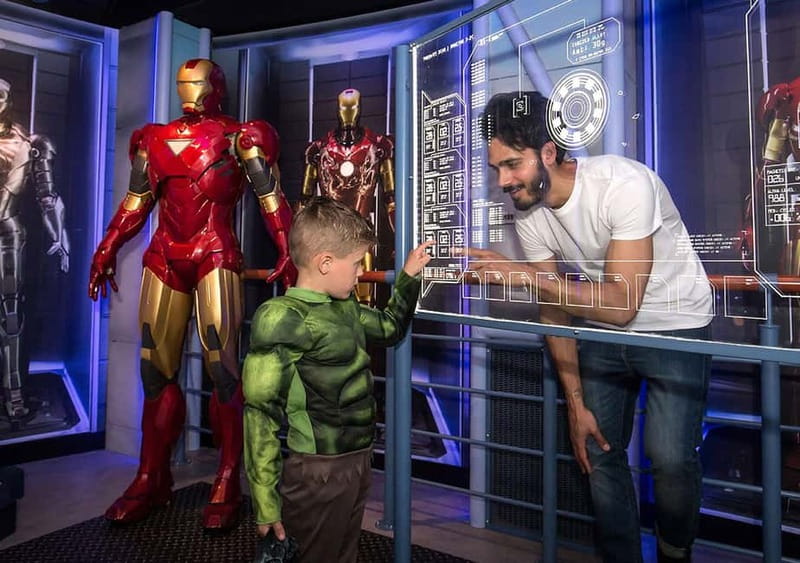 Amsterdam: Madame Tussauds Ticket - What a visit feels like: a one-hour pop-culture sprint