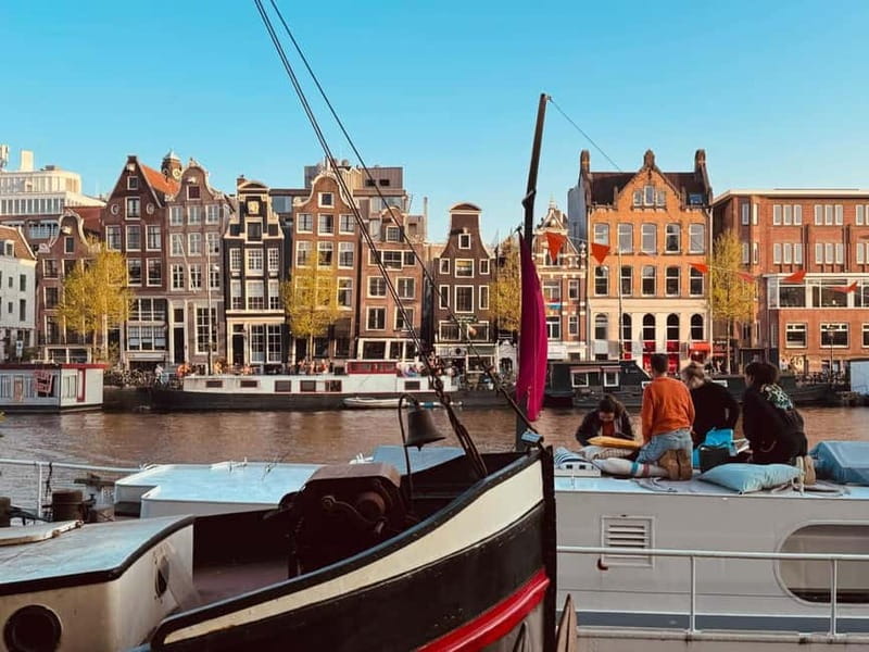 Amsterdam: Off the Beaten Path Bike Tour in French - Key reasons this bike tour works well