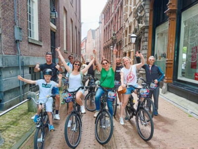 Amsterdam: Off the Beaten Path Bike Tour in French - Jordaan Quarter: narrow lanes, bridges, hofjes, and real neighborhood texture