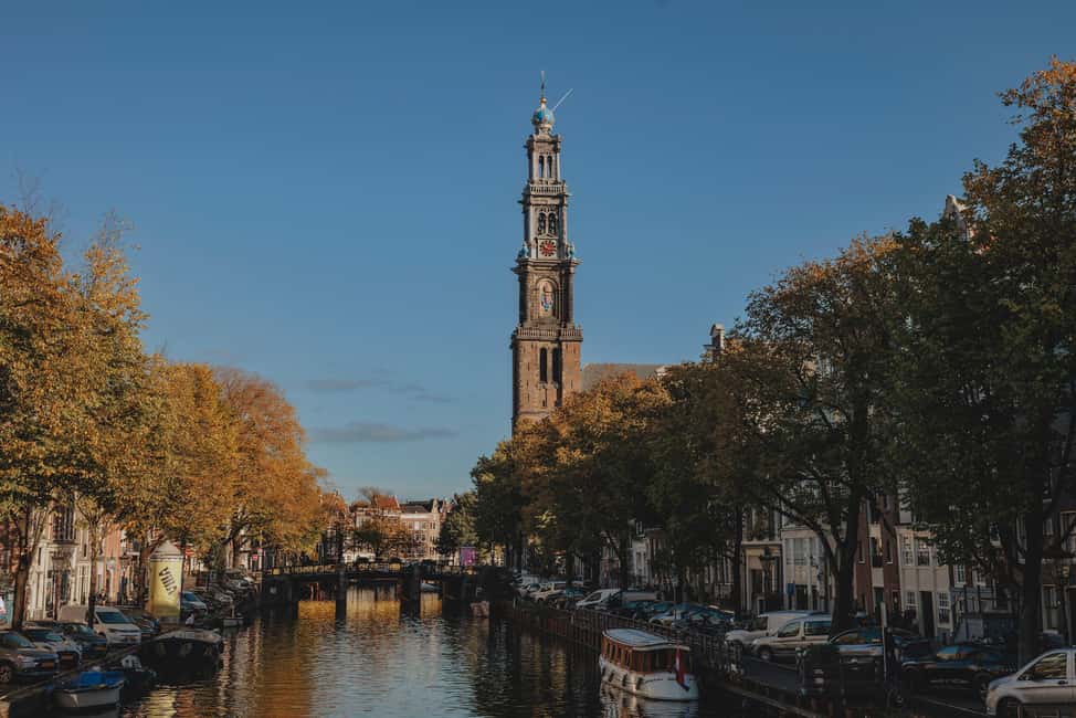 Amsterdam: Open Boat Cruise option Unlimited Drinks & Bite - Dogs Onboard, Group Vibe, and Comfort Details