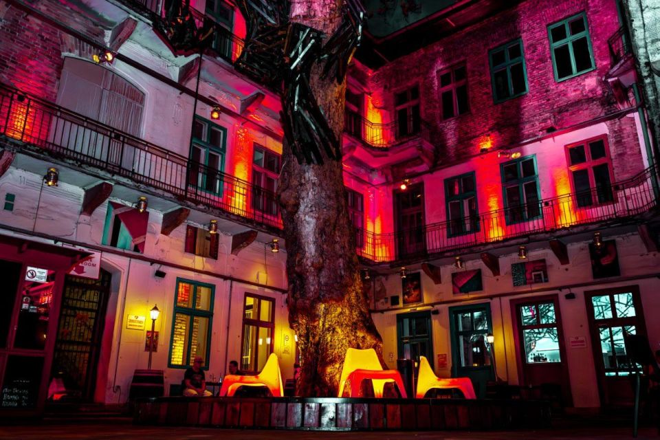 Amsterdam: Original Pub Crawl Party with VIP Entrance - The Waterhole kickoff and why that first stop matters