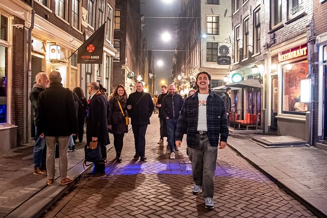 Amsterdam: Red Light District guided tour (TOP RATED) - Timing: why an evening slot can feel different