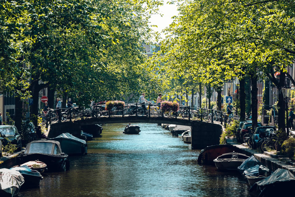 Amsterdam: Relaxed City Highlights Guided Bike Tour - Museumplein and the art-stuffed blocks