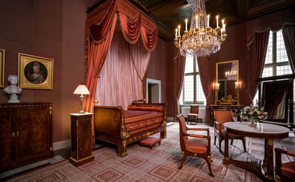 Amsterdam: Royal Palace Entry Ticket and Audio Guide - Practical rules that affect your visit