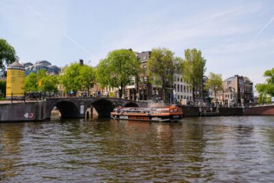 Amsterdam: Semi-Open Canal Boat Cruise - The one-hour route: what you’ll see from the canals