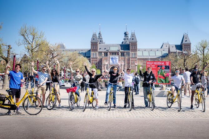 Amsterdam Small Group Bike Tour - From Grachtengordel canals to the Skinny Bridge: reading the city from the saddle