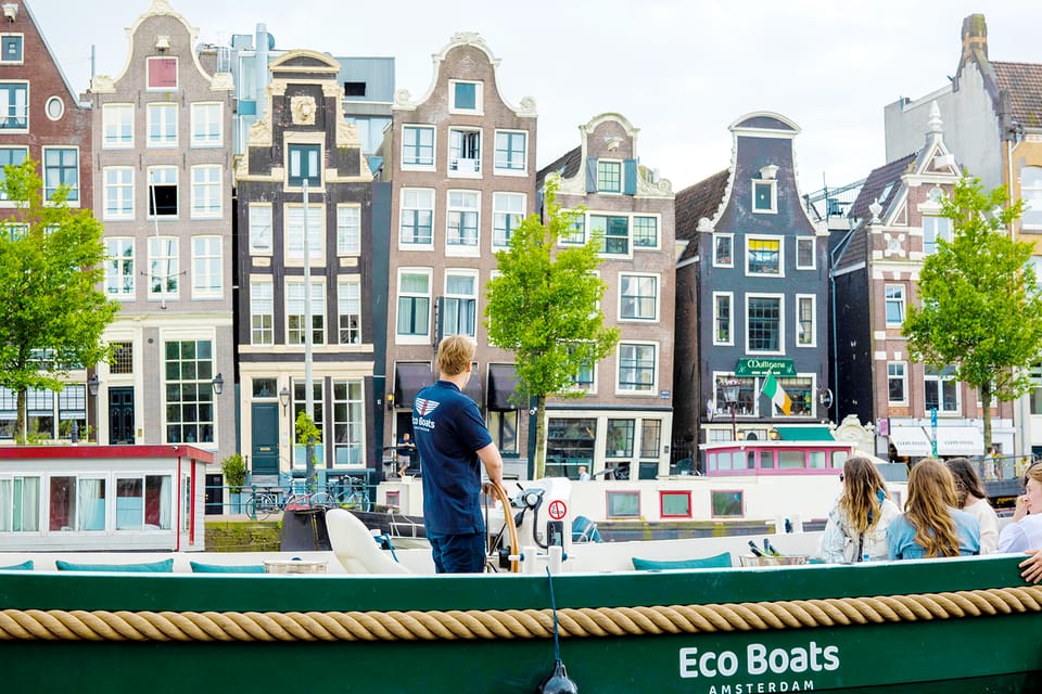 Amsterdam: The Newest Canal Cruise with Drink Option - Should you book this Amsterdam canal cruise?