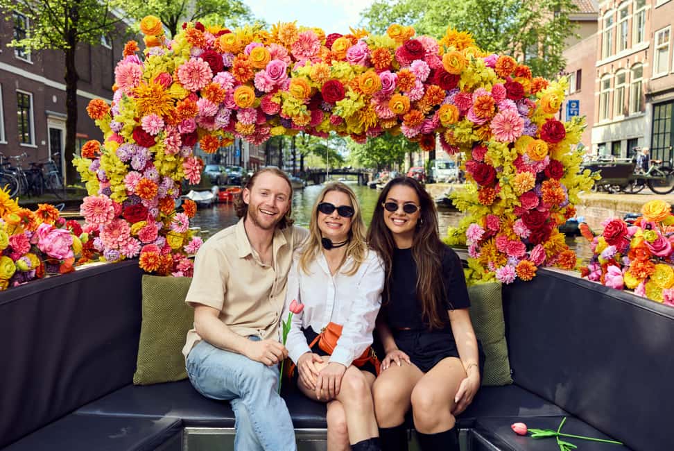 Amsterdam: The Original Flower Boat with Local Guide and Bar - Key highlights at a glance