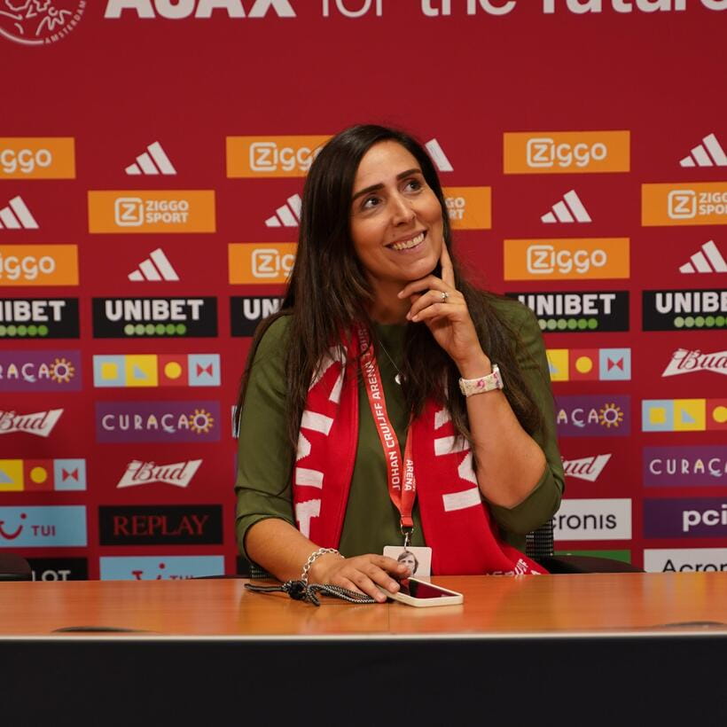 Amsterdam: VIP Johan Cruijff ArenA Tour with Drink and Scarf - Board Room Access: The Power Side of Football Decisions