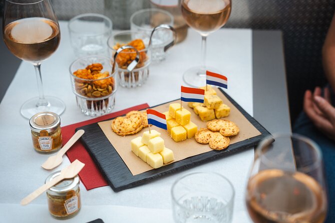 Amsterdam: Wine and Cheese Evening Cruise - Where you’ll meet and how the cruise runs