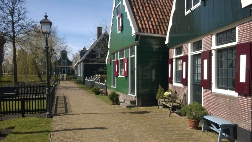 Amsterdam: Zaanse Schans 3-Hour Small Group Tour - Should You Book This Zaanse Schans Tour?