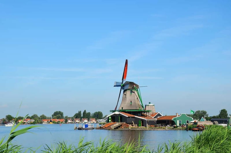 Amsterdam: Zaanse Schans windmills & Volendam Guided Tour - Key highlights worth your attention